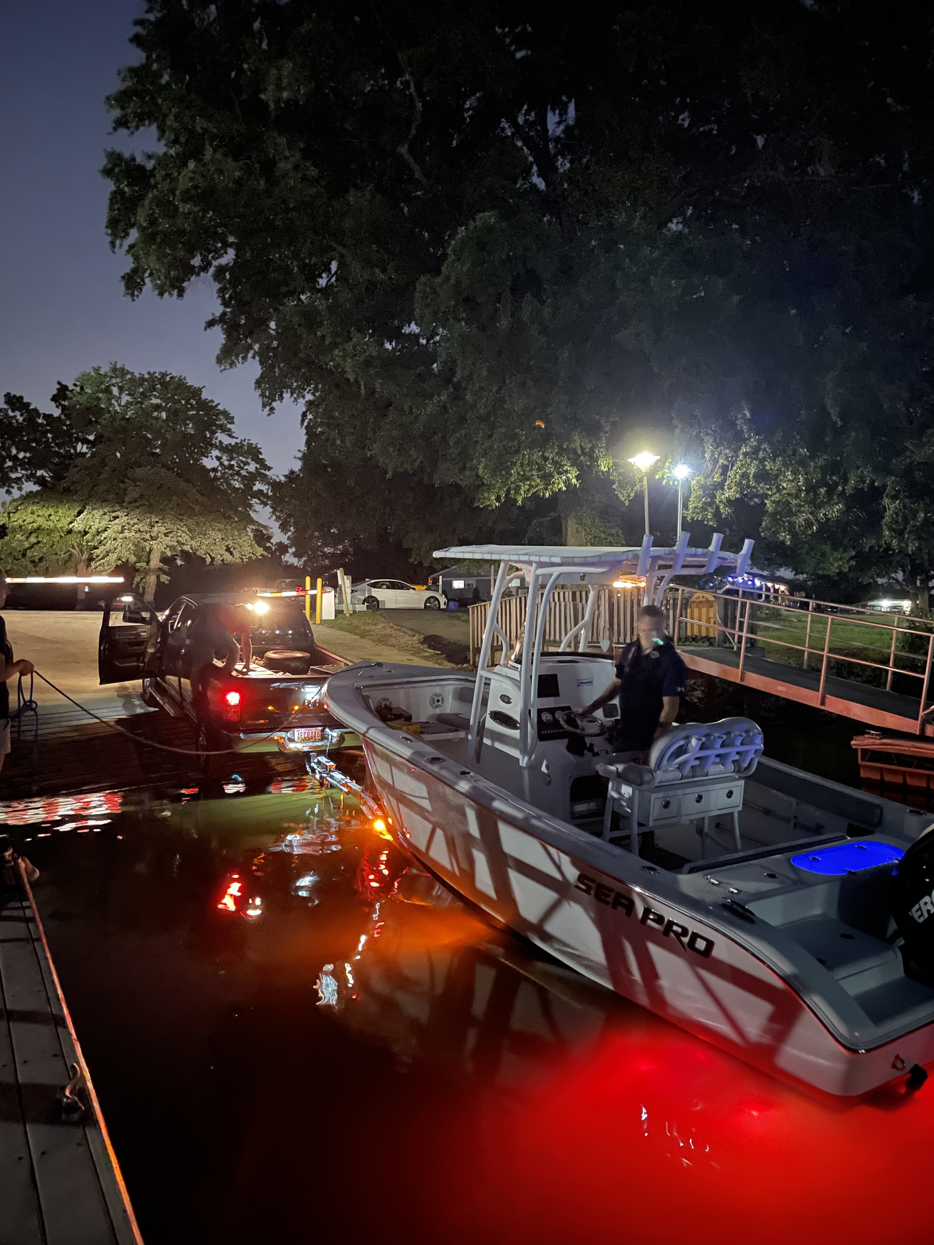 Boaters will need to have patience during the Fourth of July holiday period, especially at launch ramps after fireworks shows end, says Boat Owners Association of The United States (BoatUS) (CREDIT: Stacey Nedrow-Wigmore/BoatUS)